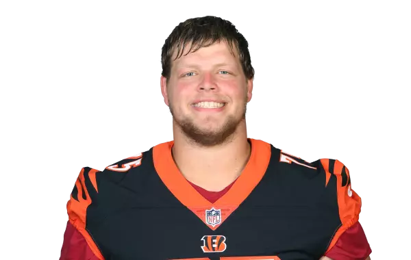 Josh Knipfel headshot