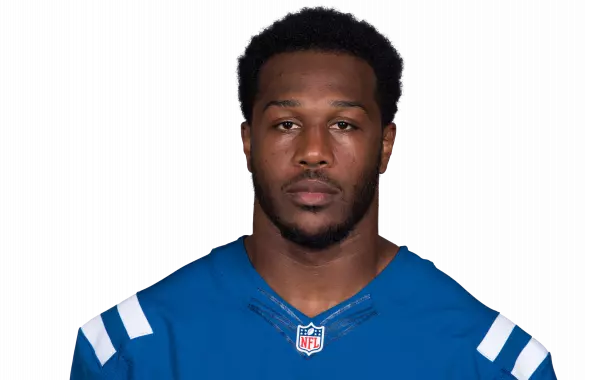 Akeem Ayers headshot