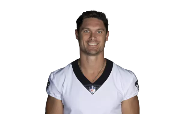 Chris Hogan headshot