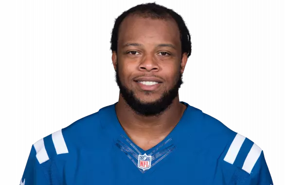 Lavar Edwards headshot