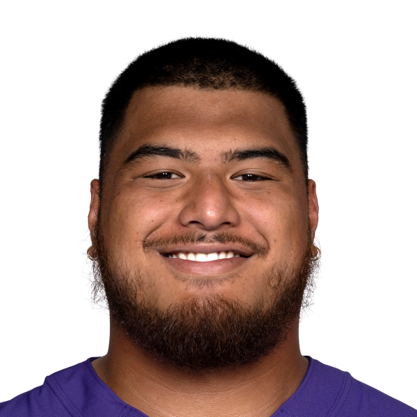 PFF on X: We've never seen anyone like Daniel Faalele before