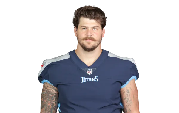 Taylor Lewan headshot