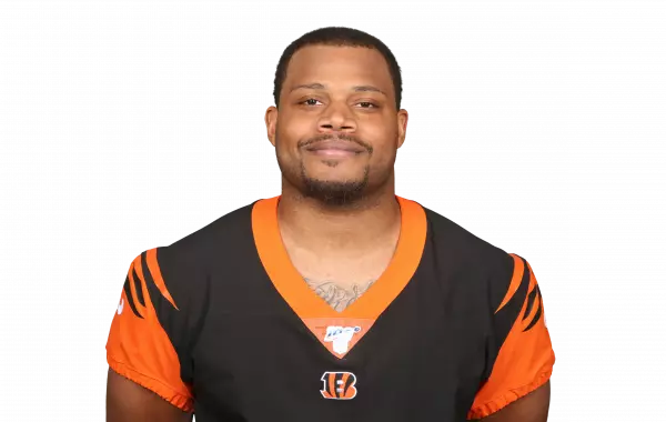 Preston Brown headshot