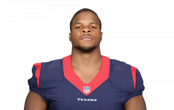 Karim Barton headshot