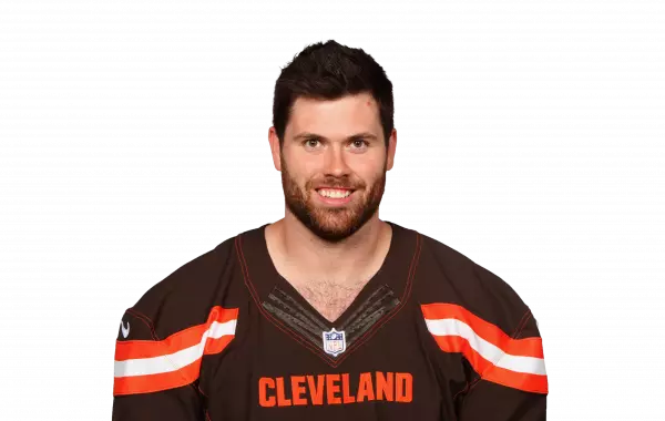 Gabe Ikard headshot