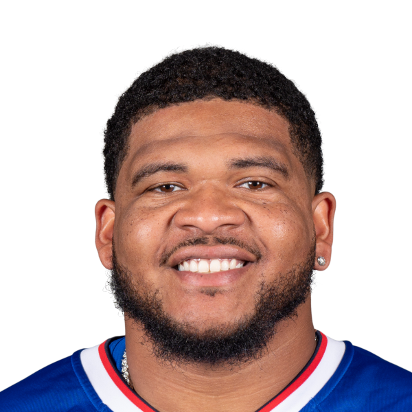 La'el Collins likely to start at right tackle in Dallas, PFF News &  Analysis