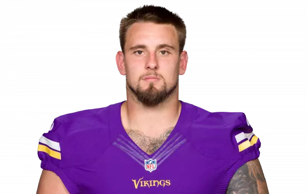 Travis Raciti headshot
